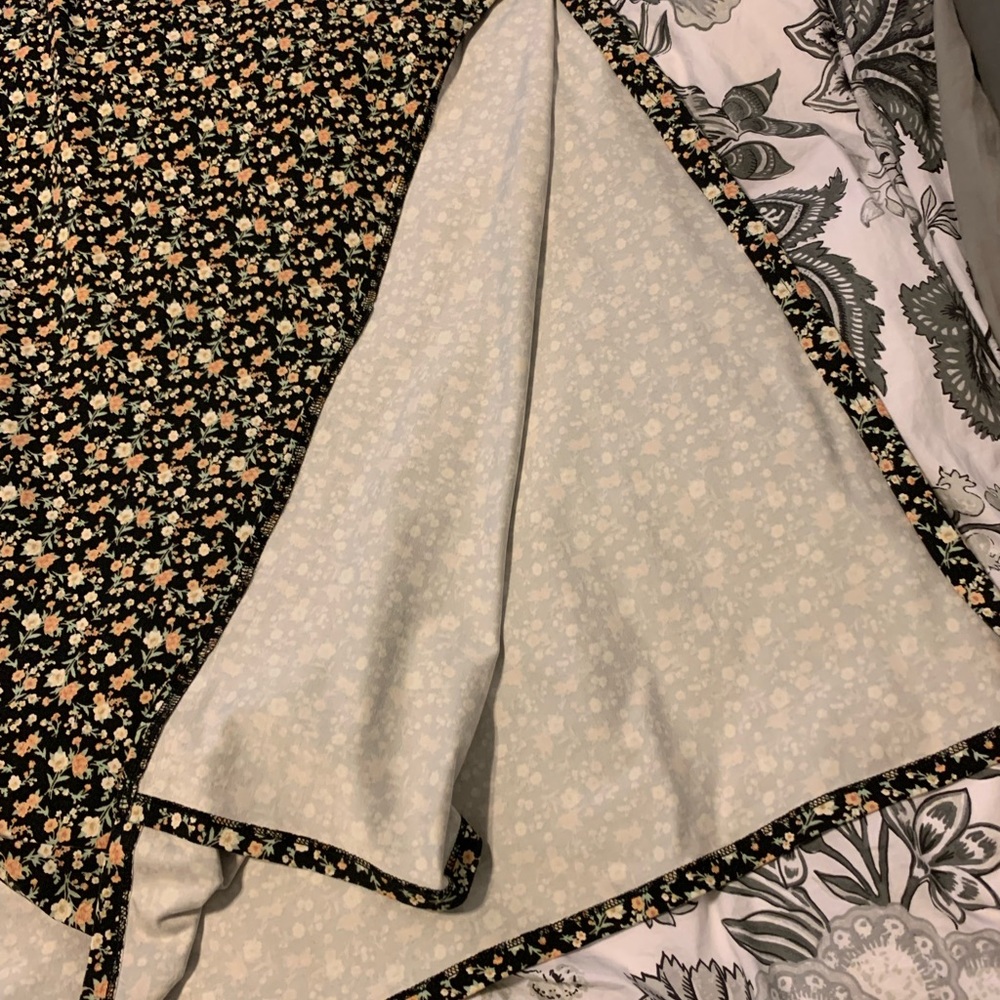 NWT AE maxi floral skirt with side slits - Picture 2 of 4